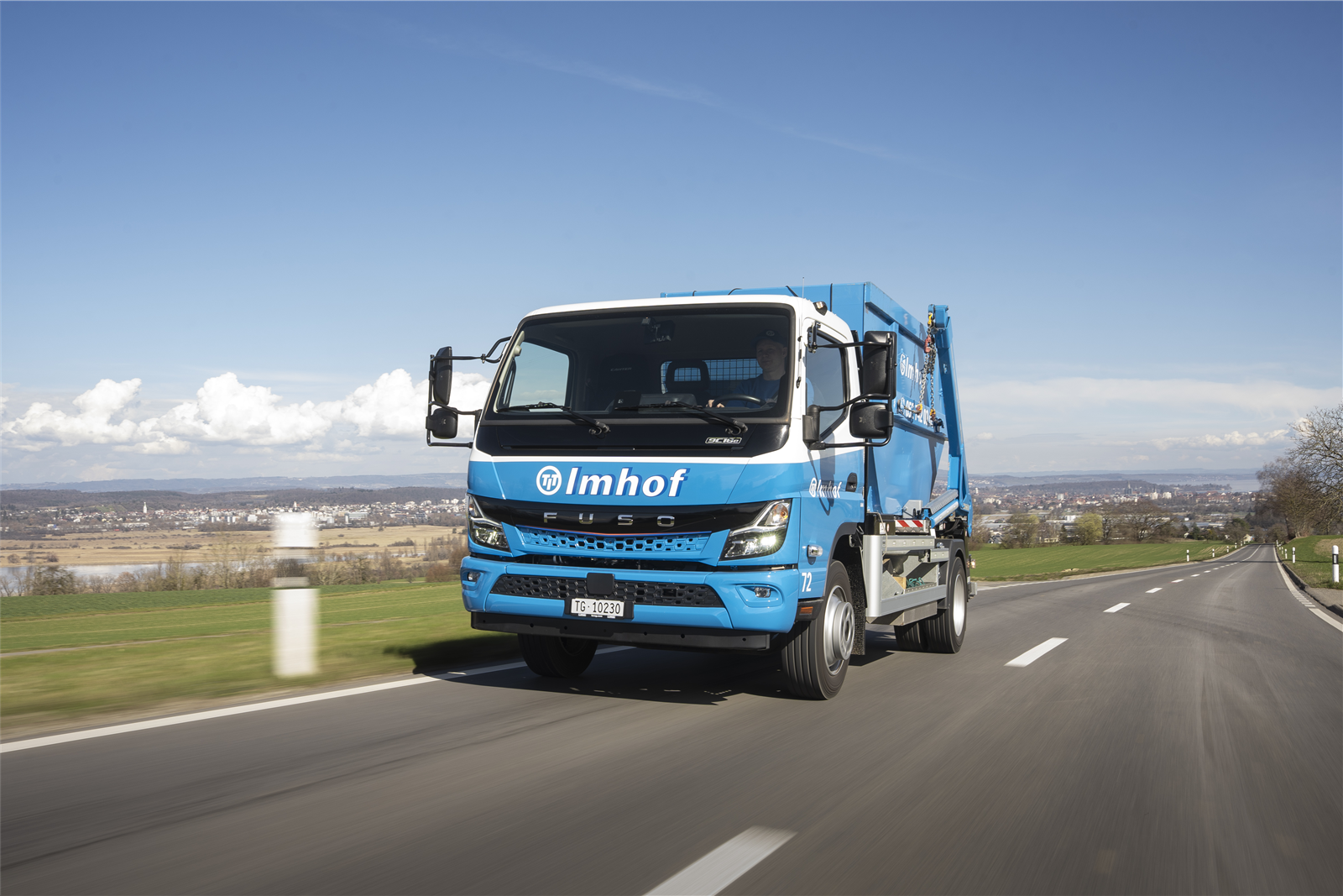 FUSO eCanter produzido no Tramagal reforça frota elétrica de empresa suíça