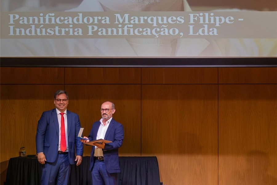 Panificadora Marques Filipe distinguida com Medalha de Mérito Municipal da Economia