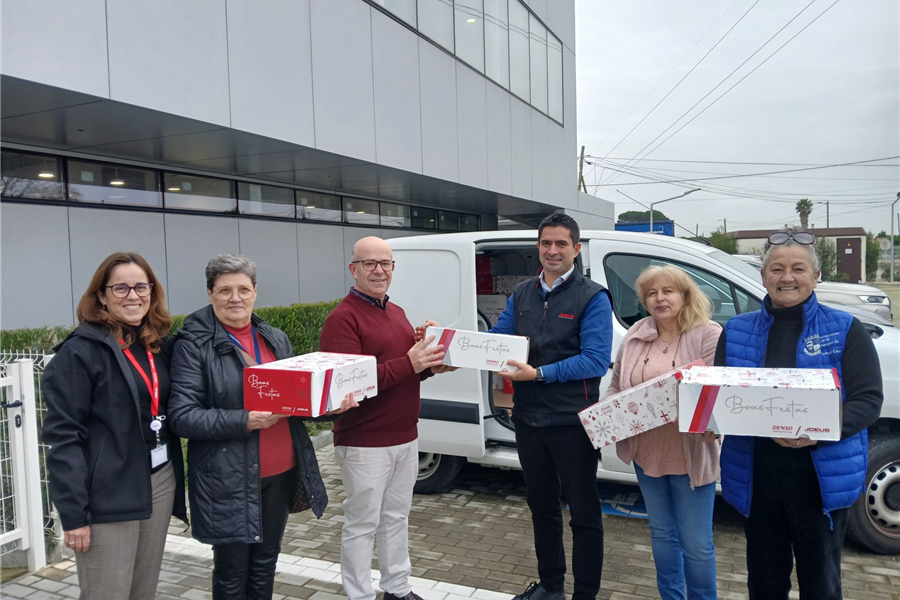 JDEUS doa 62 cabazes alimentares em Samora Correia