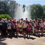 Utentes do Centro de Convívio da Terceira Idade e crianças do Programa Crescer na Cidade realizaram passeio ao Jardim Zoológico de Lisboa