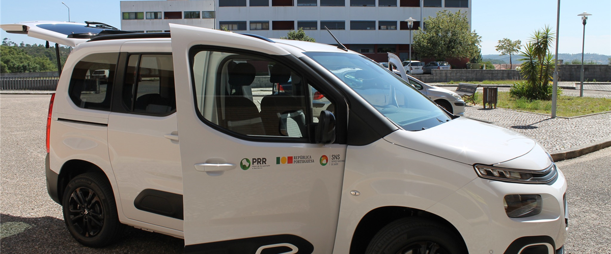 Câmara de Mação entrega viatura elétrica ao Centro de Saúde de Mação