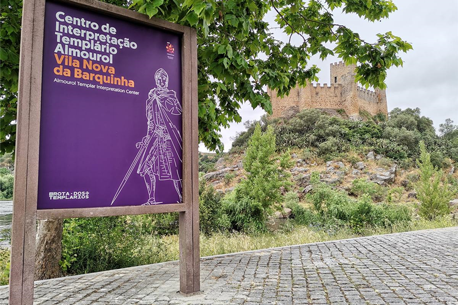 Barquinha renova sinalética turística