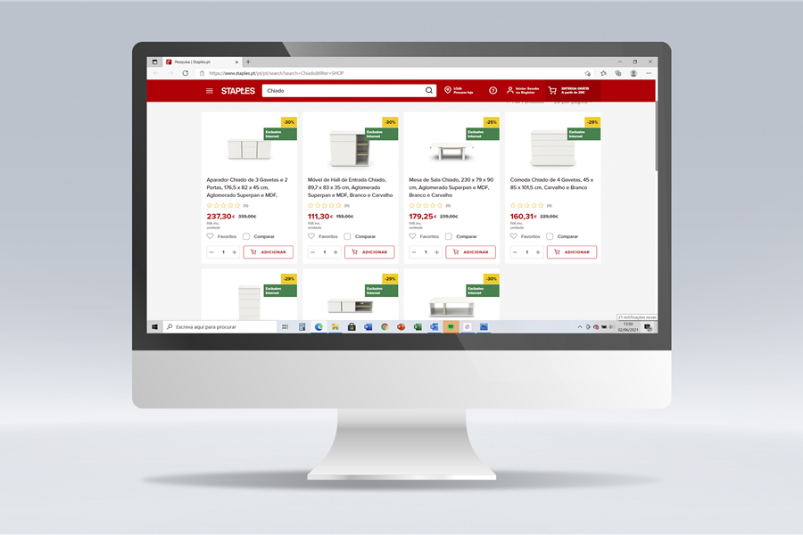 Lourini marca presença na Staples online